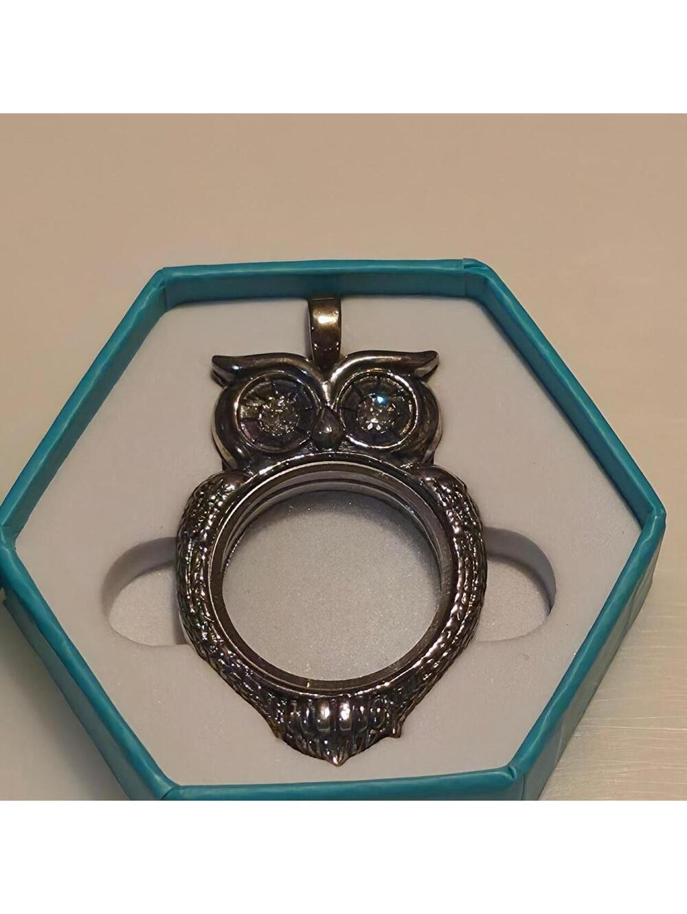 Origami Owl Living Locket Bella Weems Owl Pendant 1.75" by 1"